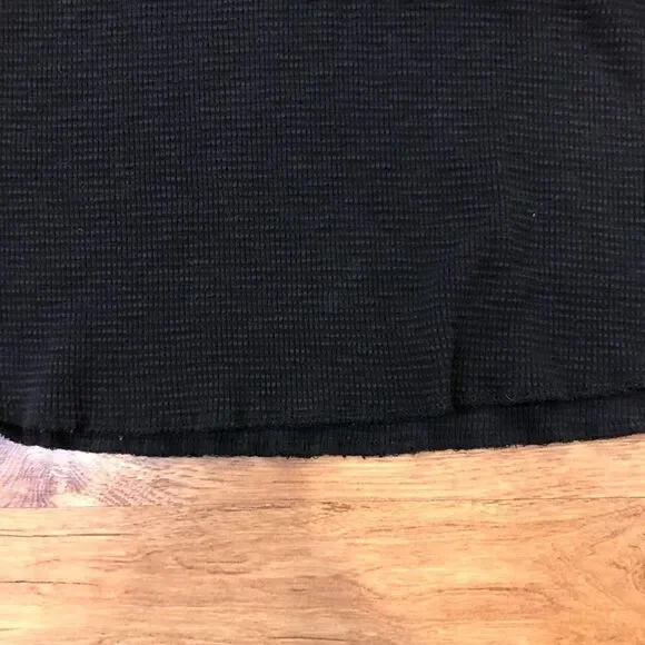 True Craft Lived-In Tee—size Large black men’s long sleeved shirt - Picture 6 of 9